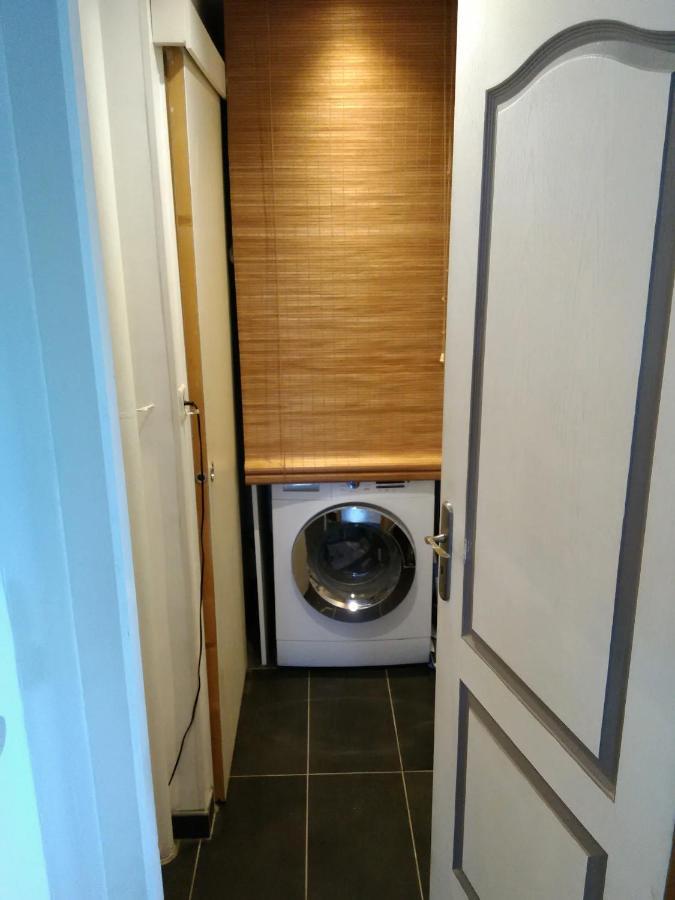 Appartement entier 70m² avec Balcon et Parking en Résidence Fermée Saint-Priest  Esterno foto