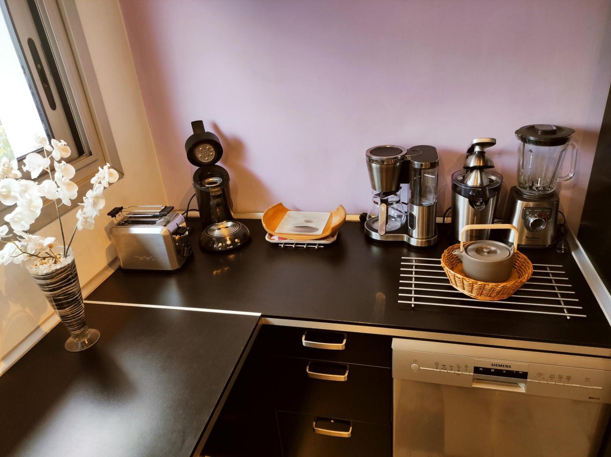 Appartement entier 70m² avec Balcon et Parking en Résidence Fermée Saint-Priest  Esterno foto
